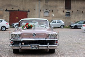 השכרת רכב לחתונה: המדריך המלא לבחירת הרכב המושלם